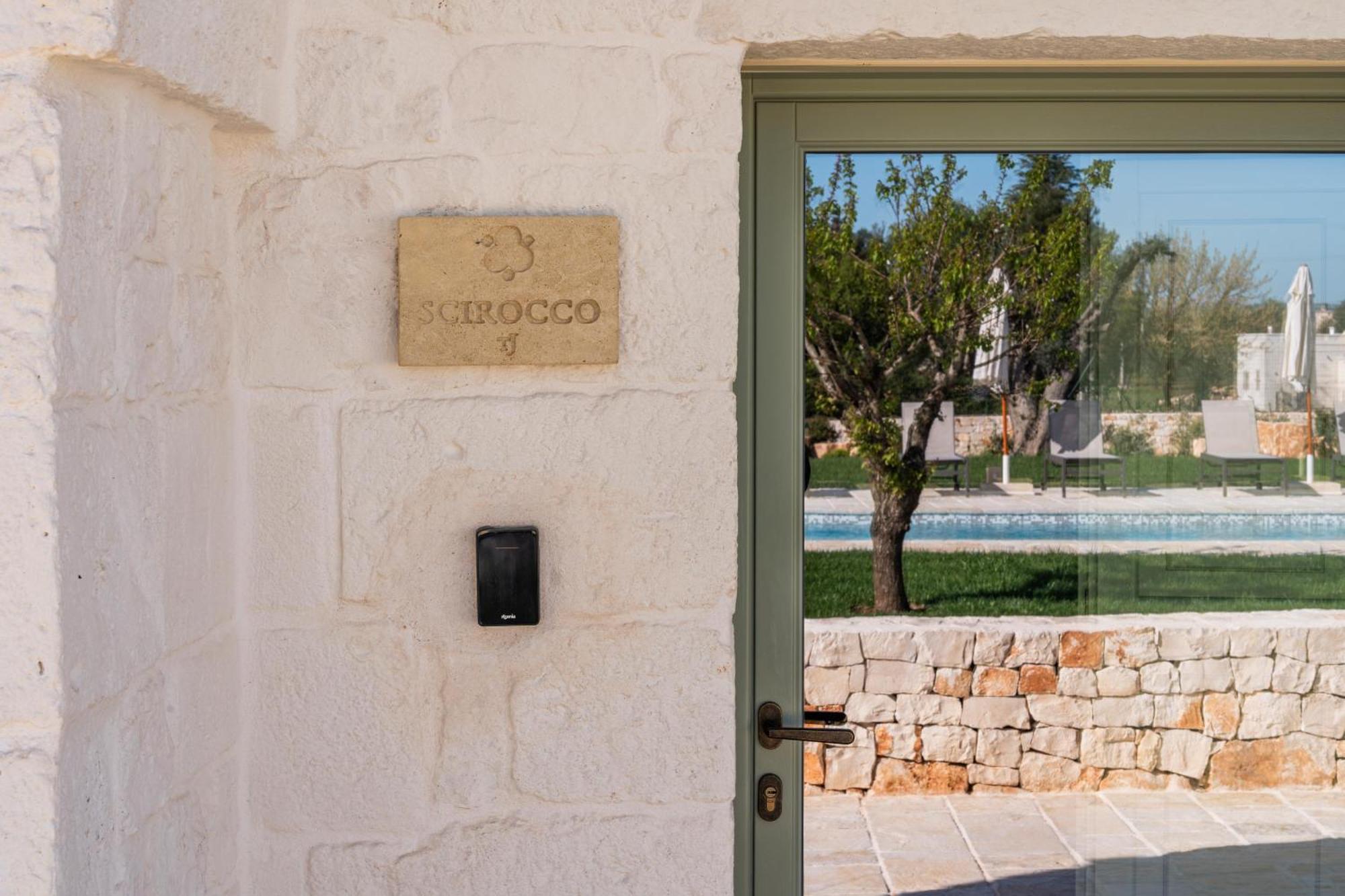 אוסטוני Trullo Jale - Boutique Apartments חדר תמונה